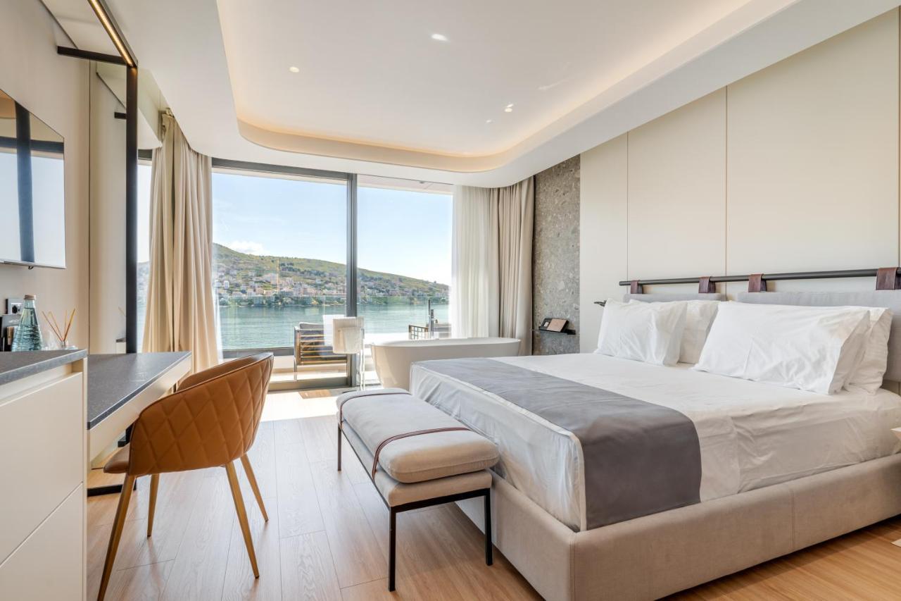 Yacht Premium Hotel Σαράντα Εξωτερικό φωτογραφία