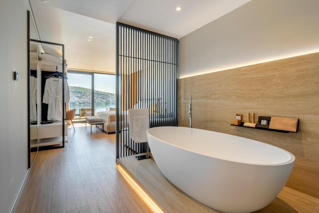 Yacht Premium Hotel Σαράντα Εξωτερικό φωτογραφία