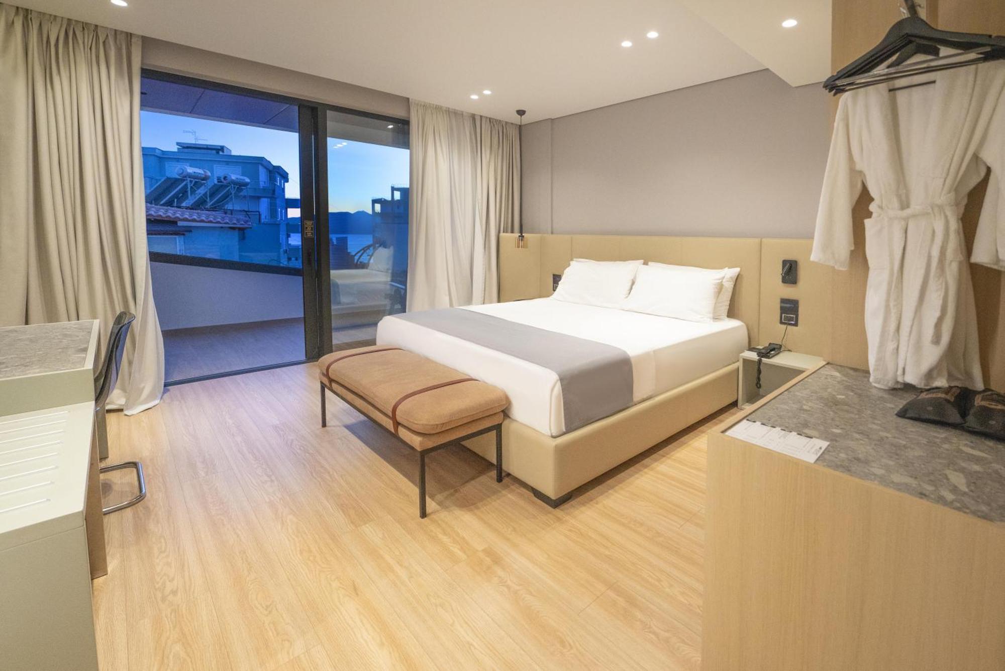 Yacht Premium Hotel Σαράντα Εξωτερικό φωτογραφία