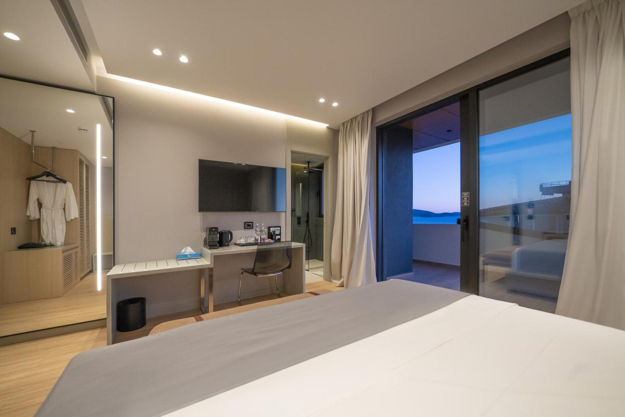 Yacht Premium Hotel Σαράντα Εξωτερικό φωτογραφία