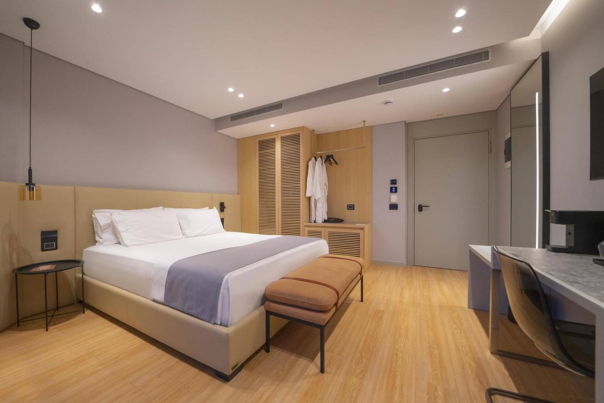 Yacht Premium Hotel Σαράντα Εξωτερικό φωτογραφία